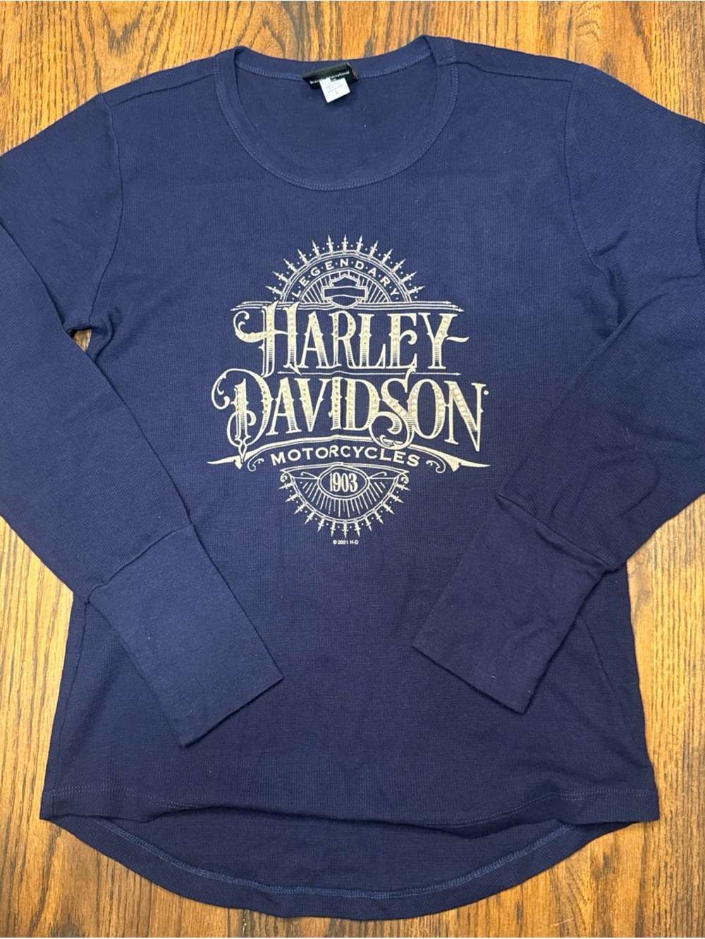 Harley Davidson navy blue long sleeve  Size large Women’s